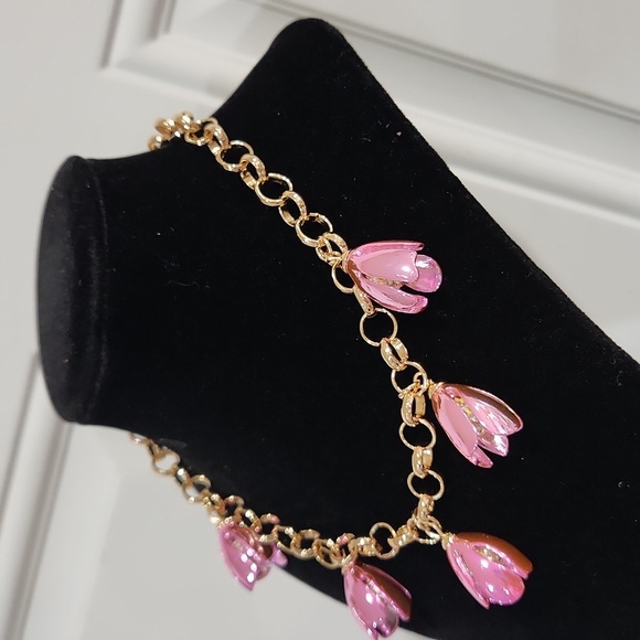 🔹️BETSEY JOHNSON🔹️Pink Garden Glam Tulip Charm Chain 16"  Necklace - Picture 10 of 13